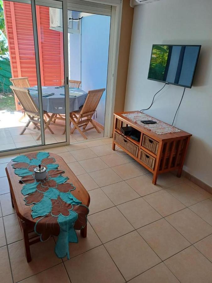 Appartement F2 Avec Piscine Saint-Andre Exterior photo